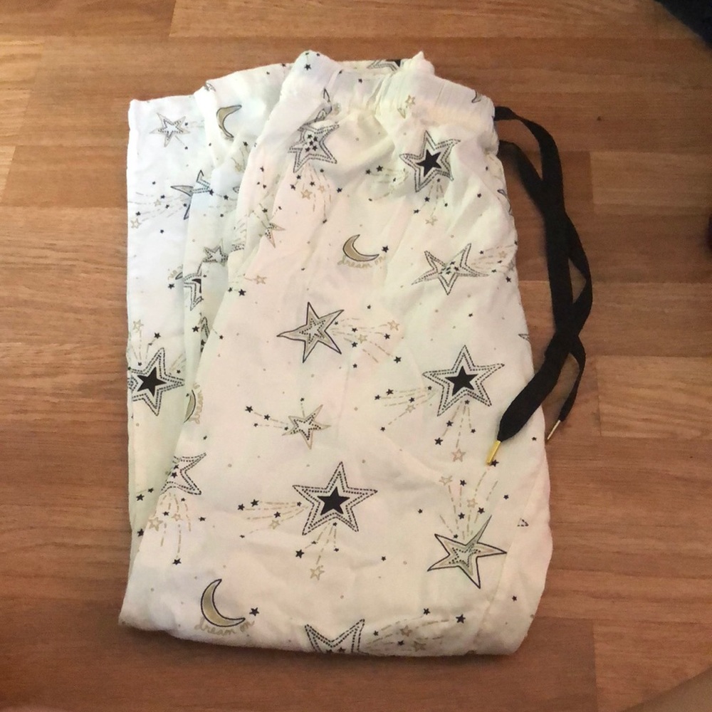 Like new sleepwear